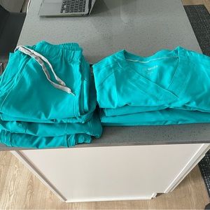 Wonder Wink Men’s Scrubs